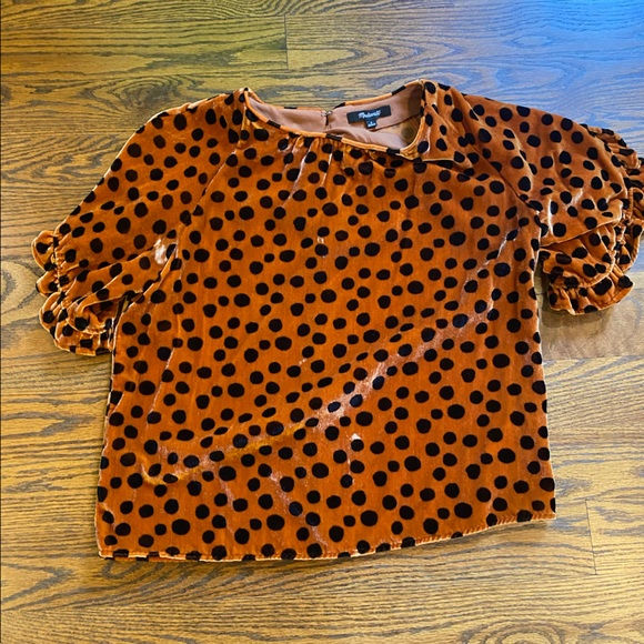 MADEWELL Velvet Memento Ruffle-Sleeve Top in Leopard Dot - Picture 6 of 6